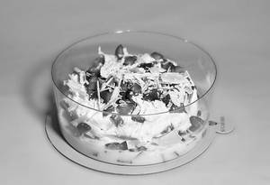 Fresh Strawberry Tres Leches Celebration Tub