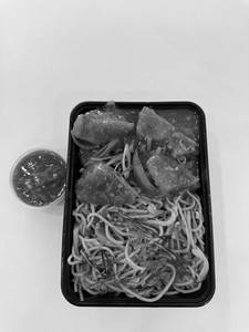 Chilli Paneer Gravy With Noodle