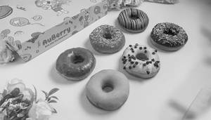 Assorted Glazed Donut Box (buy 4 Get 2 Free)