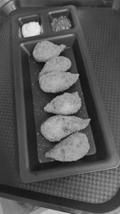 Veg Kurkure Momos 5 pcs (Fried)