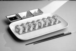 Spicy Tofu Avocado Maki.