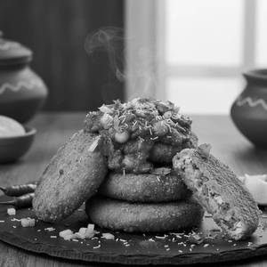 Crispy Cutlet With Ragda