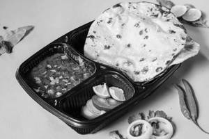 2 Butter Naan+chana Masala -