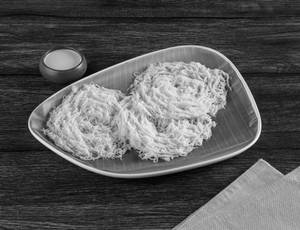 Idiyappam [3 Pieces] With Coconut Milk