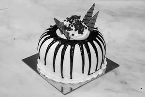 Choco Vanilla Cool Cake 1kg