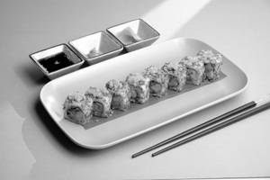 Crunchy Salmon Maki.