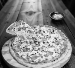Mushroom pizza