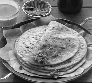 Aloo Pyaz Paratha