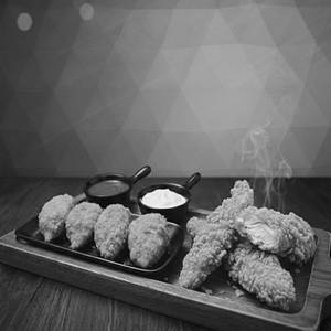 Chicken Strips 4pc+ Chicken Momo 4 Pc