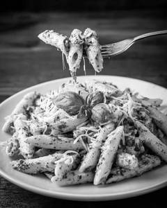 Creamy Pesto Pasta