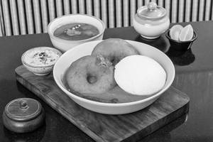 Samber Wada Idly