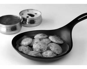 Ghee Podi Mini Idli (12 Pcs)