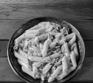White Sauce Pasta