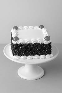 Black Forest Couple Cake [250 Gms]