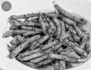 Hot Garlic Fries