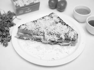 TF CHEESE ONION CAPSICUM GRILLED SANDWICH