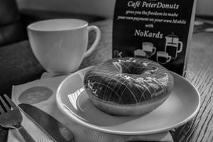 White Choco Net Donut