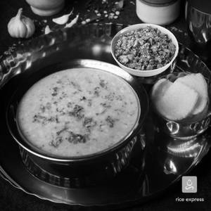 Dal Rasam Rice 450 Ml + Veg 250 Ml + Fryums + Pickle
