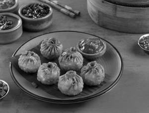 Veg Fried Momos [ 6 Pieces ]
