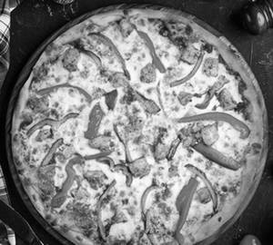 Chicken and Cheese Pizza