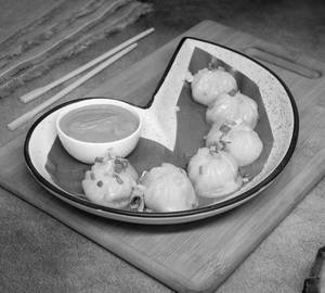 Steamed chicken dim sum