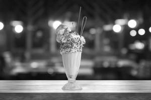 Vanilla milkshake
