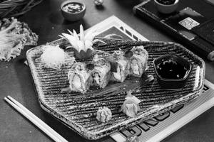 SPICY AVO ABURI SUSHI