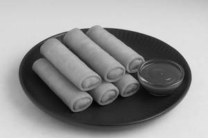 Chinese Cheese Corn Spinach Spring Roll (6pc)