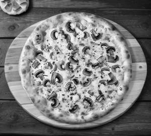 Grilled mushroom pizza    [9"]