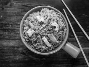 Hakka Noodles Chicken