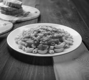 Macaroni red sauce pasta