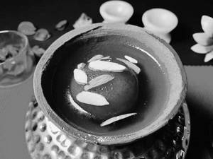 Gulab Jamun (1 Pc - Most Loved)
