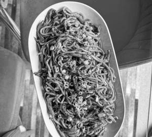 Mushroom Schezwan Noodles
