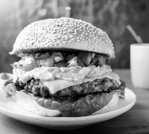 Mexican Paneer Burger With Cheese