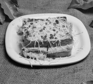 Cheese Omlet (Bread)