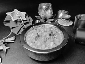 Matar Paneer