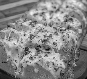 Cheese Stuffed Garlic Bread
