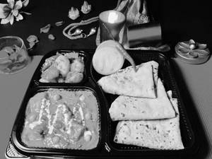 Matar Paneer Mini Thali