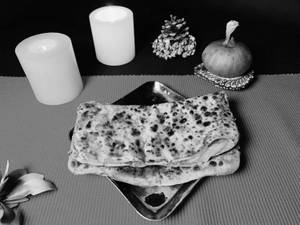 Missi Onion Paratha (1pc - Besan)