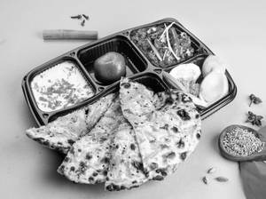 Amritsari Kulcha Pindi Chana Thali