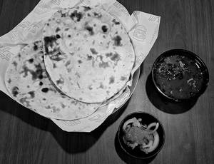 Mini Combo(rajmah+3roti+chutney Onion)