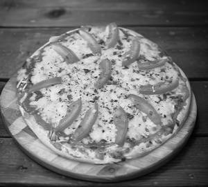 Queen margarita pizza [ 8  inches]