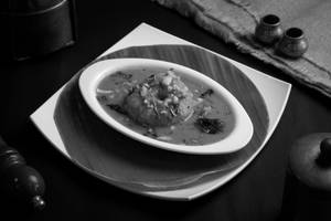 Sambar vada (1 pc)