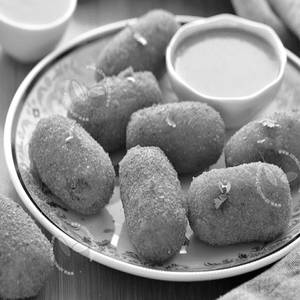 Paneer Pakoda 4 Pc