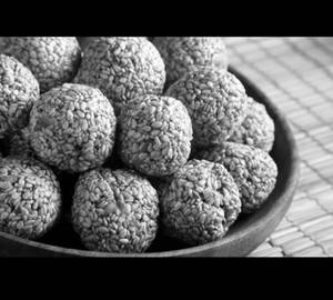 Yellu Urundai (250 gms)