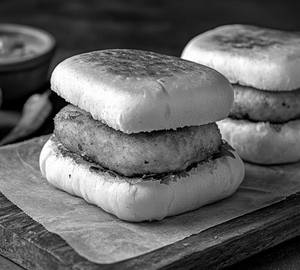 Makka Palak Vadapav