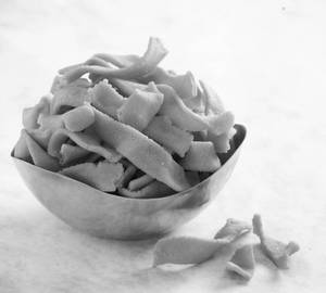 Ribbon Pakoda (250 gms)