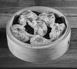 Chicken Pan Fried Momos [8 Pcs]