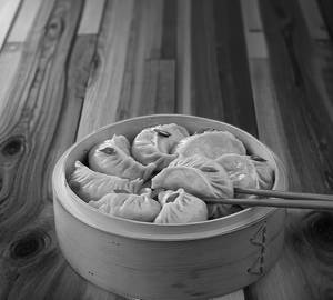 Chicken Steamed Momos [8 Pcs]