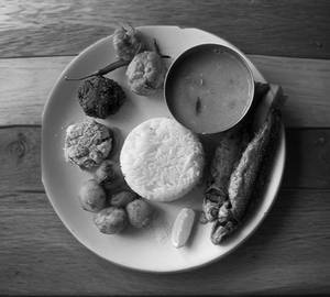 Bengali Chara Pona Thali